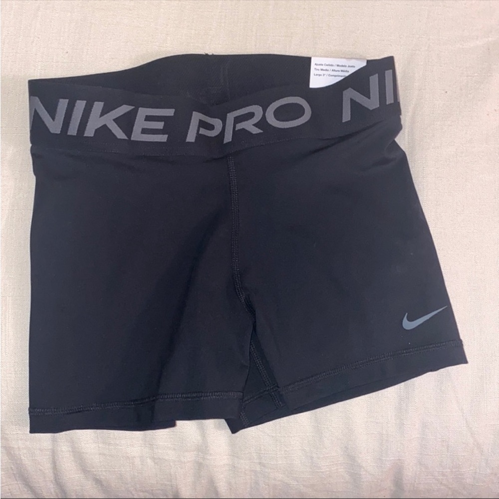 Brand new black nike pro shorts
